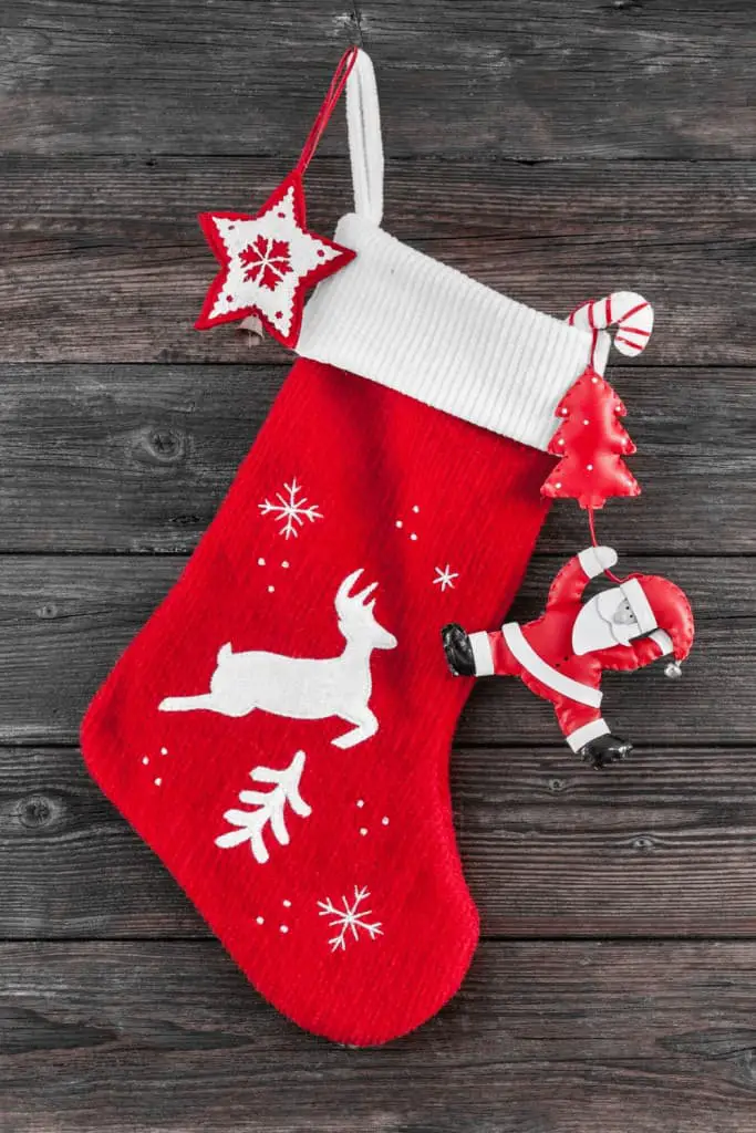 How-to-Make-a-Stocking-Decorated