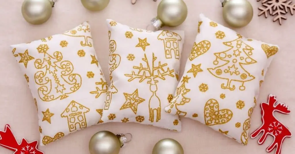 White and Gold Christmas Cushion Covers - From the UK - Open for Christmas