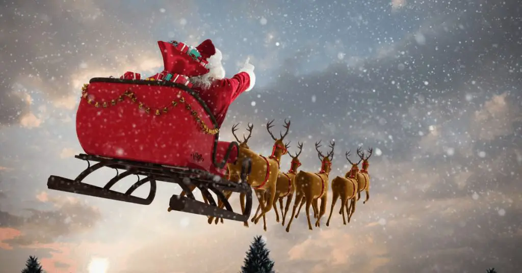 Christmas-Facts-Santa-Flying-With-Reindeers